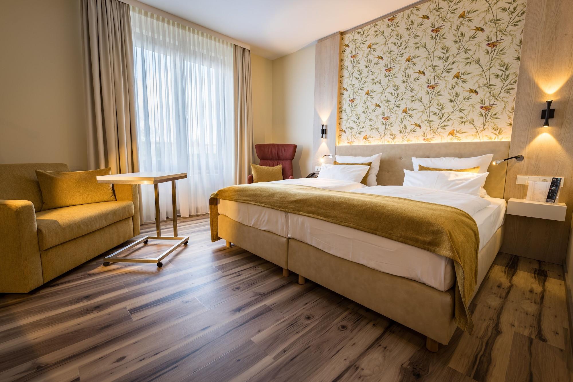 First Inn Hotel Zwickau Bagian luar foto