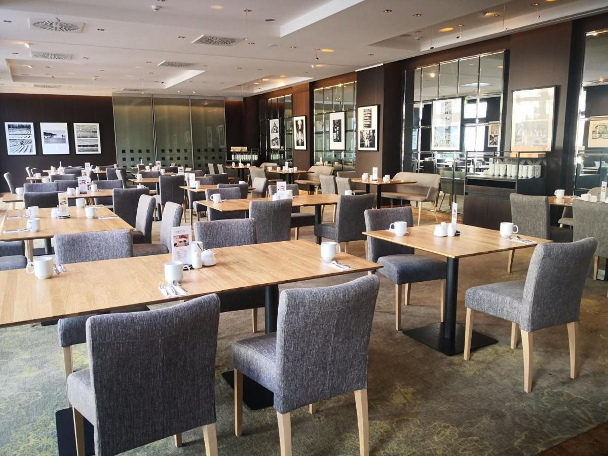 First Inn Hotel Zwickau Bagian luar foto