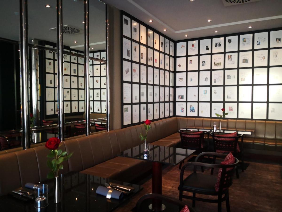 First Inn Hotel Zwickau Bagian luar foto