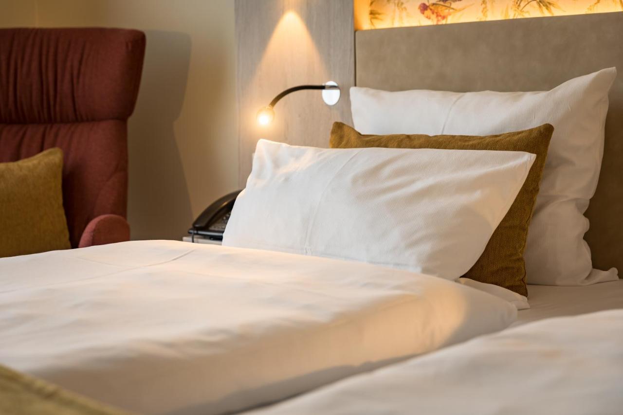 First Inn Hotel Zwickau Bagian luar foto
