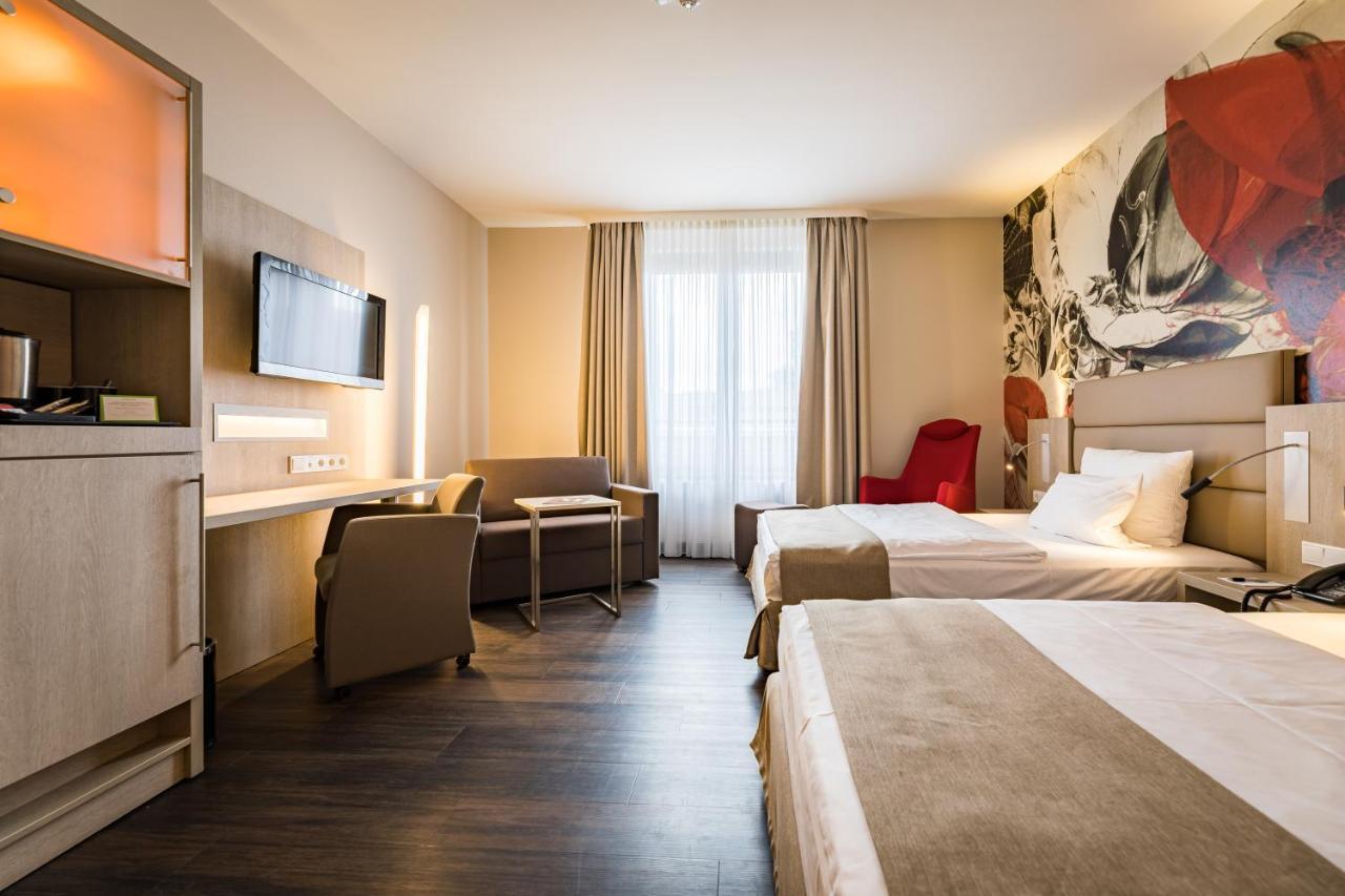 First Inn Hotel Zwickau Bagian luar foto