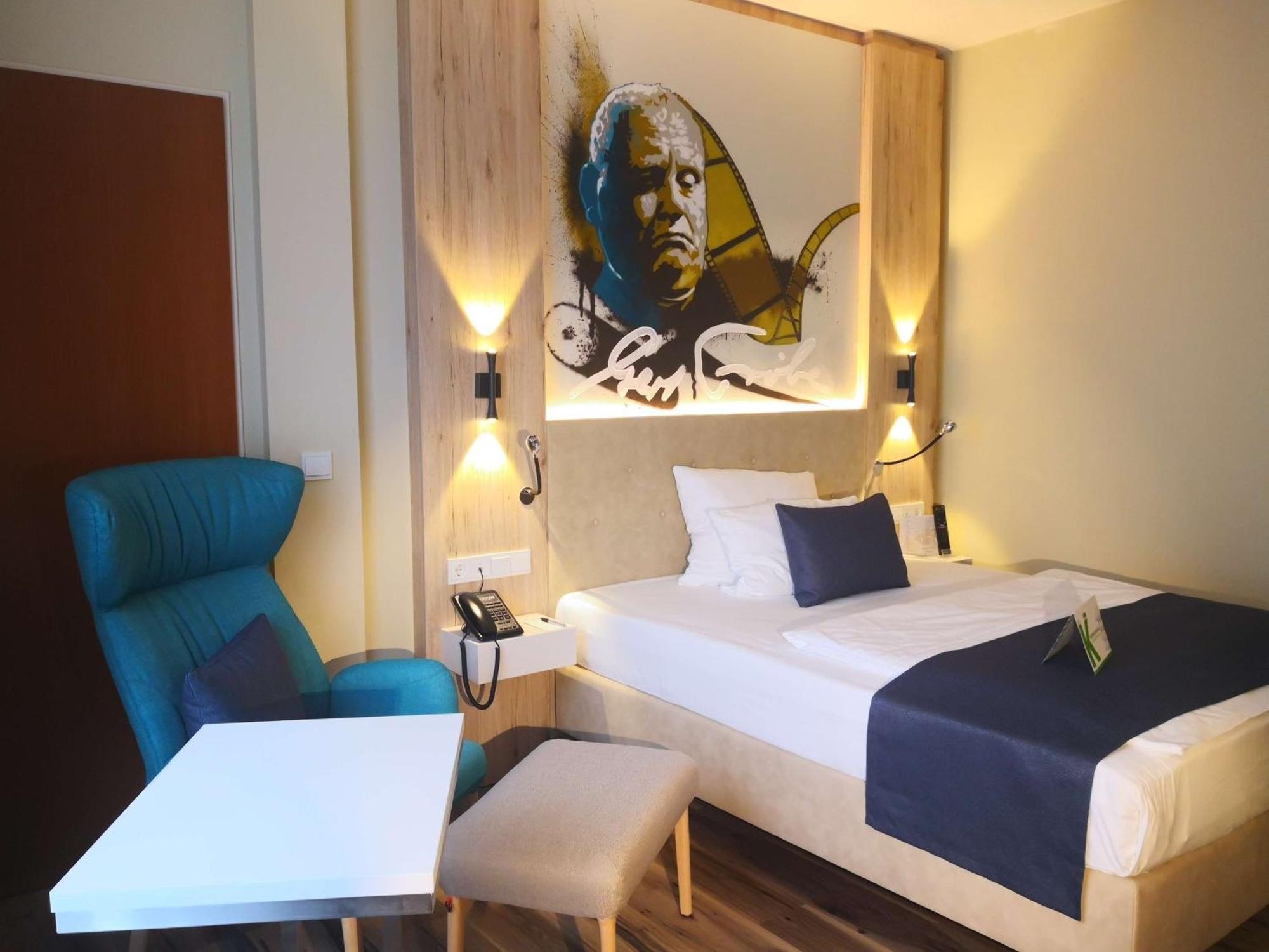 First Inn Hotel Zwickau Bagian luar foto