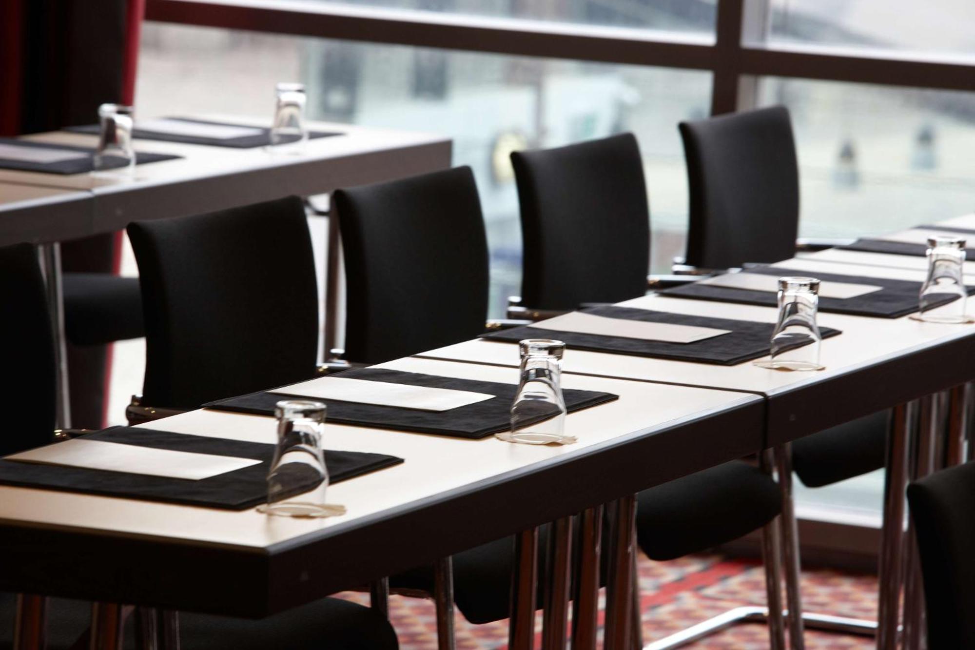 First Inn Hotel Zwickau Bagian luar foto