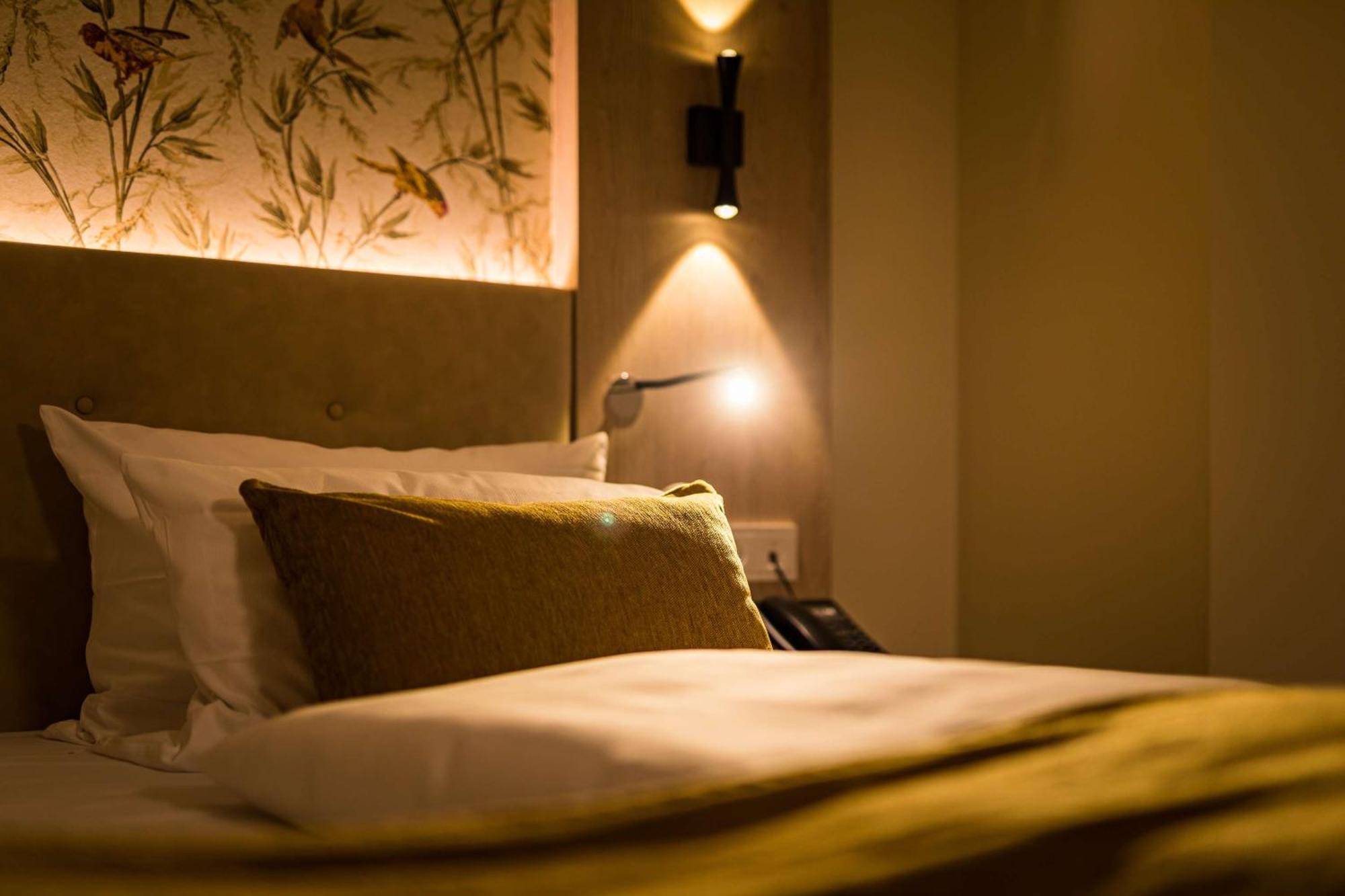 First Inn Hotel Zwickau Bagian luar foto