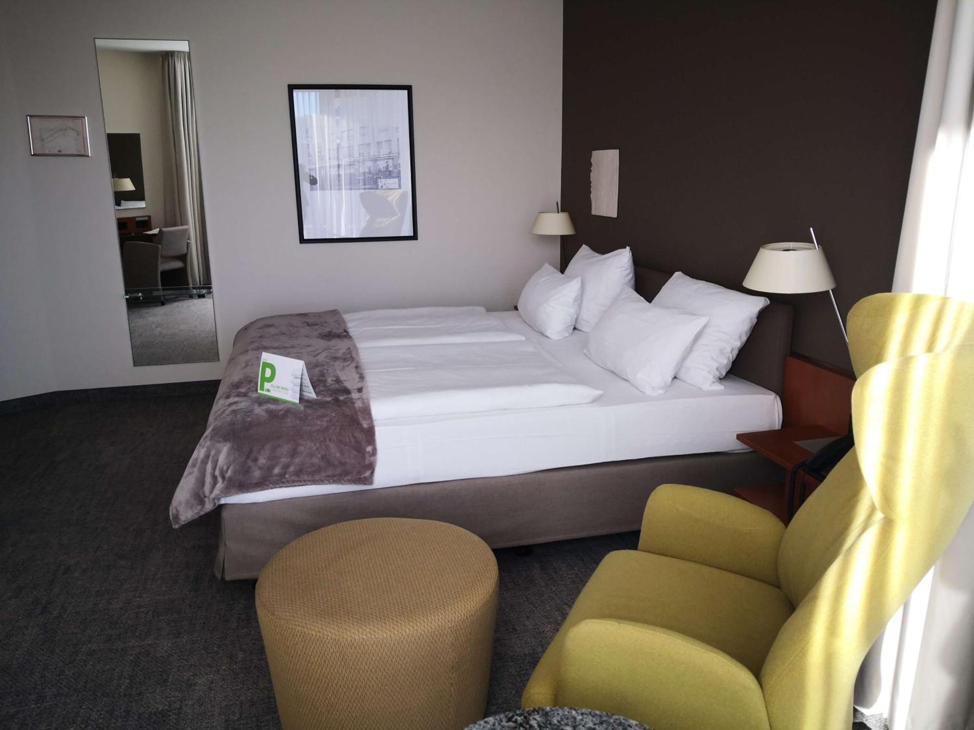 First Inn Hotel Zwickau Bagian luar foto