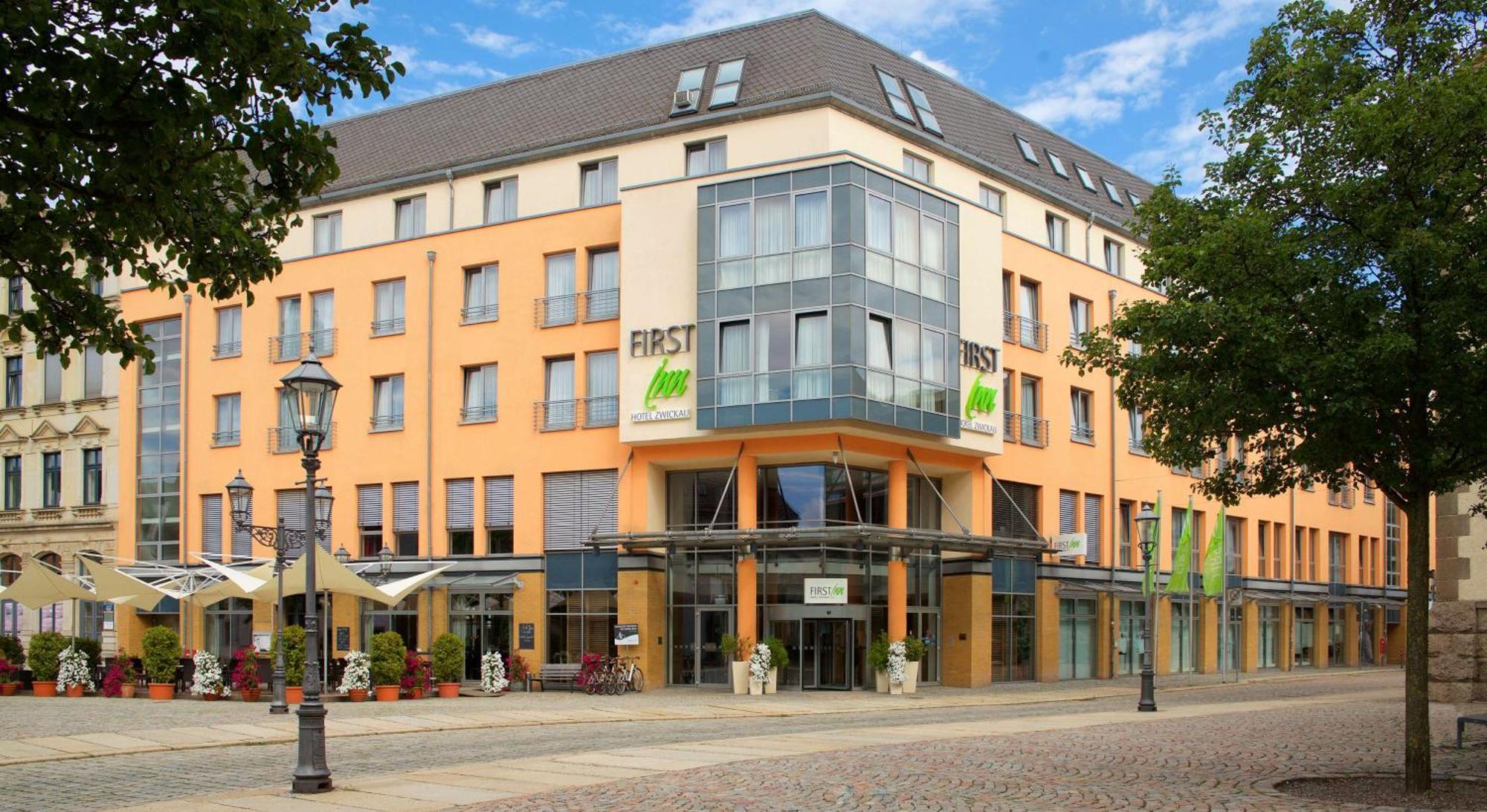 First Inn Hotel Zwickau Bagian luar foto